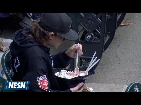 This White Sox's fan sure knows how to eat