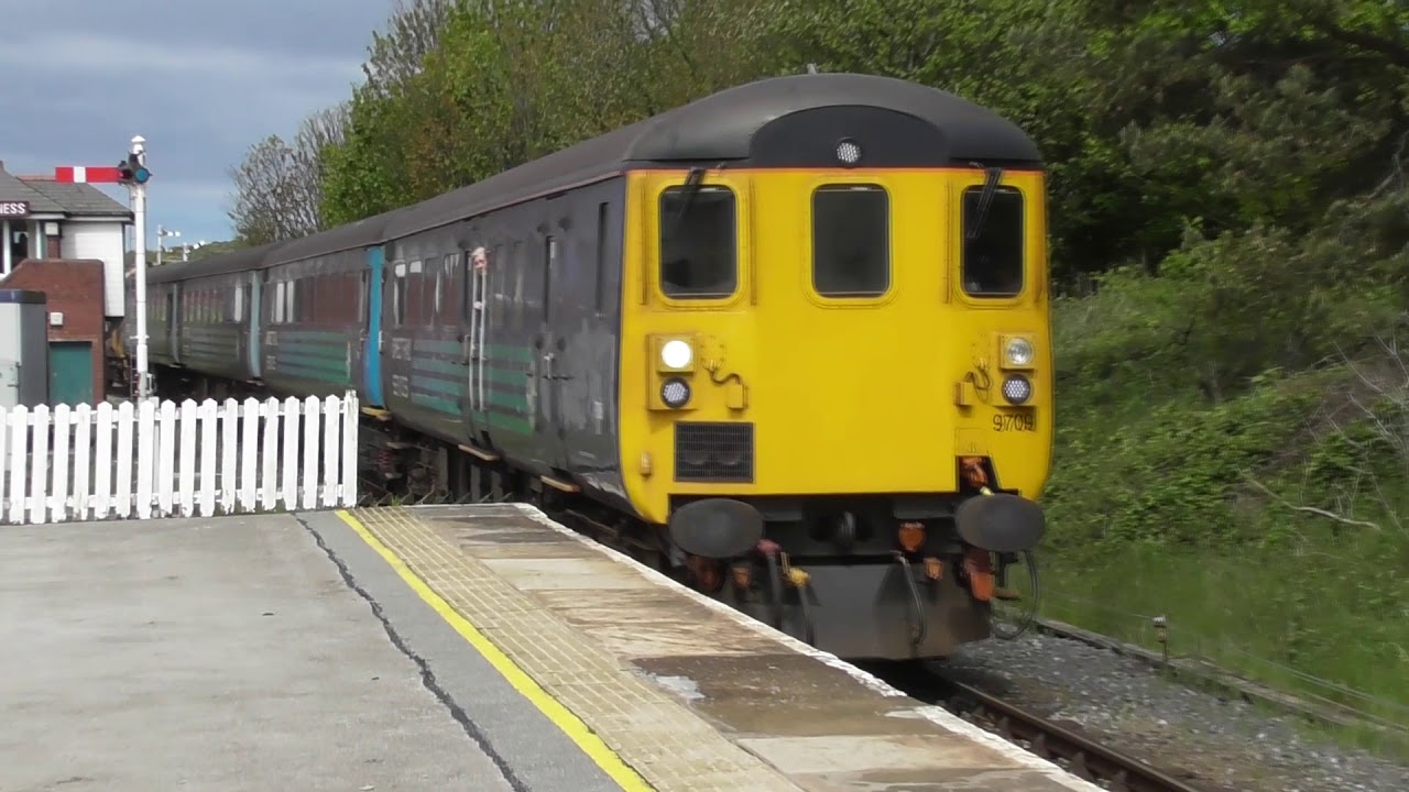 BarrowInFurness Station 16/5/18 YouTube