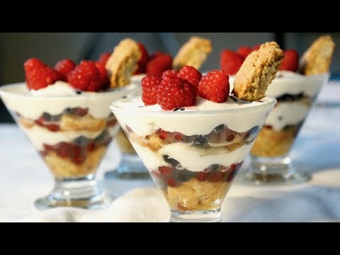 Trifle met limoncello en zomerfruit