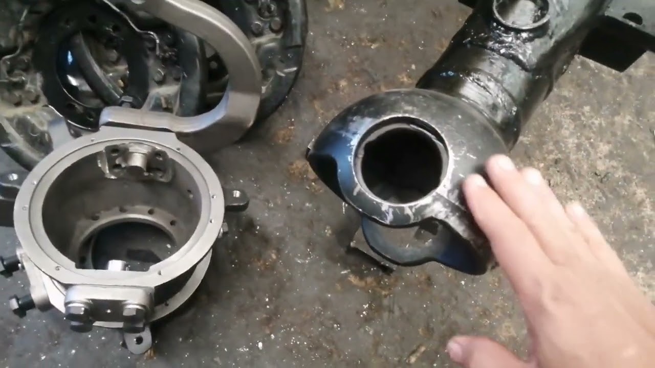 Part bagian dalam gardan depan 4x4