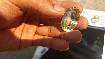 Topaz hàng hiếm màu đẹp, cắt và mài từ một viên, lửa cực mạnh