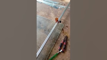 Cắt kiếng 10ly bằng dao cắt kiếng chữ T (tay nghề non quá