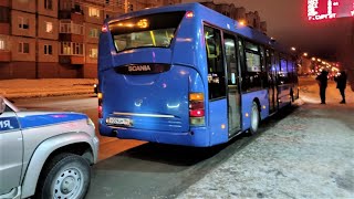 В Сургуте полицейские вывели из автобуса очередного дебошира