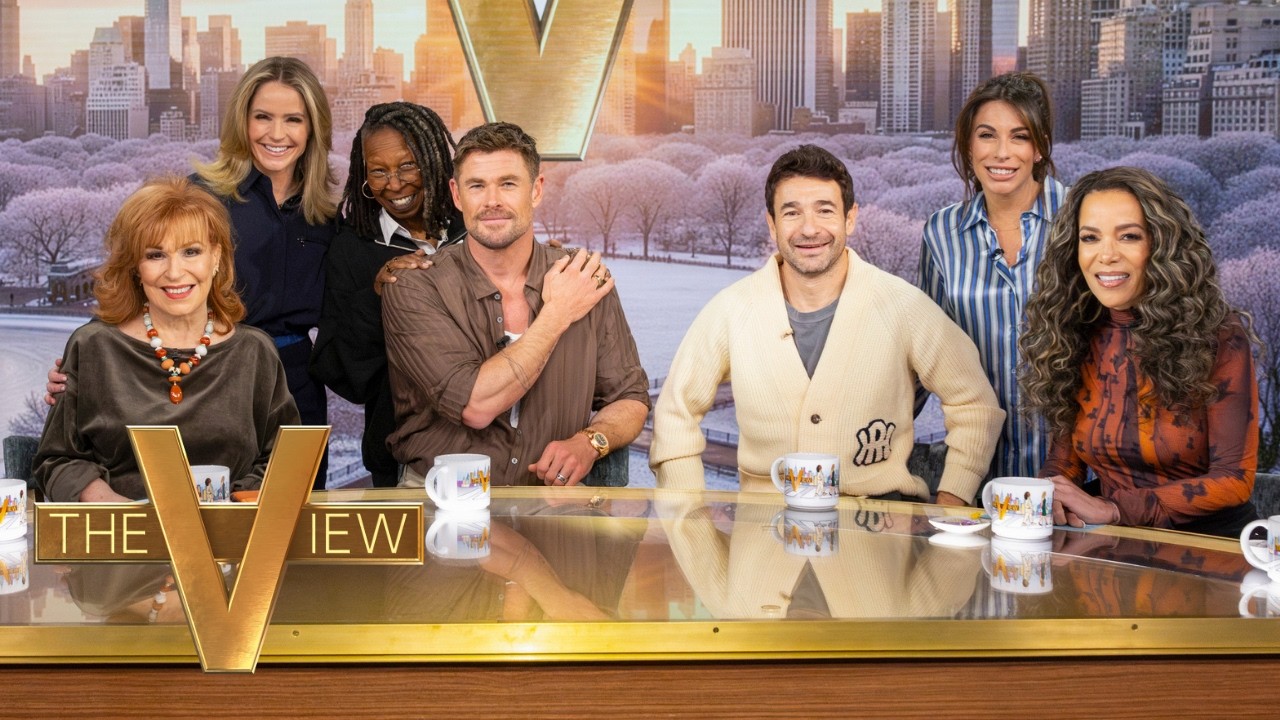 Chris Hemsworth And Bart Layton Bring High‑Octane Action To 'Crime 101' | The View
