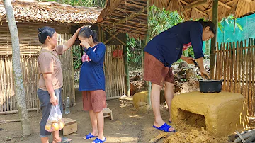 17 year old single mother built a complete kitchen out of clay