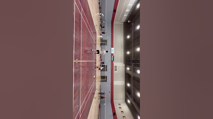 Come play badminton w me at ETS #badminton #vlog #shortvideo
