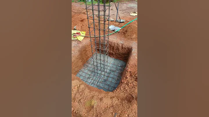 Isolated column footing | Shallow Foundations in construction #shorts