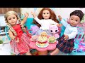 Doll friends organise tea party with cakes! Play Dolls