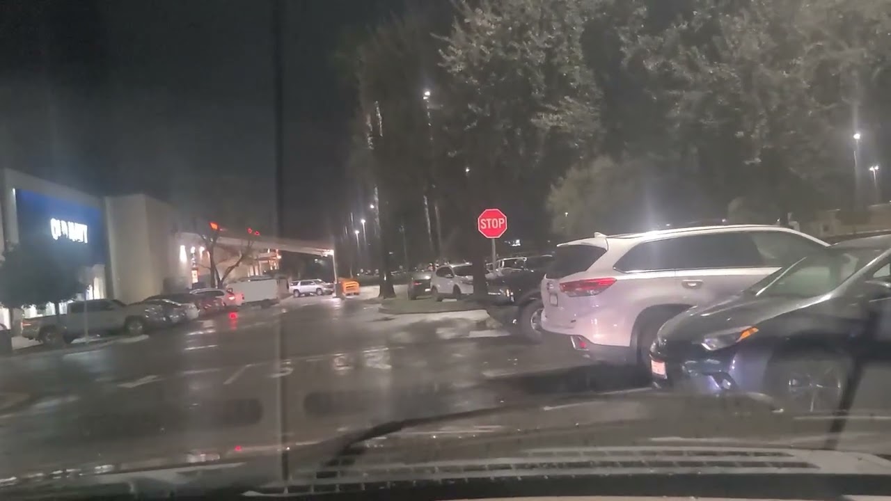 Fuimos a mirar la película  aquí en los ángeles bendito corazón 