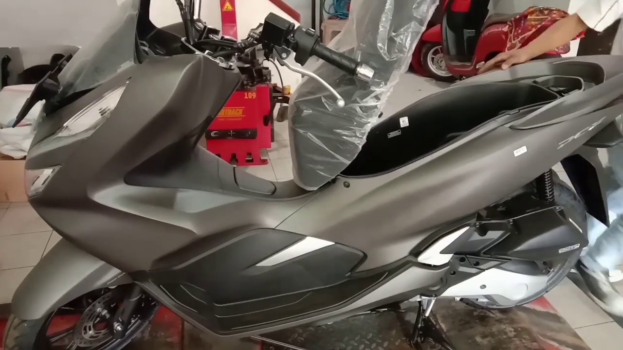 CARA BONGKAR  BODY HONDA PCX 150 FI th2020 FULL