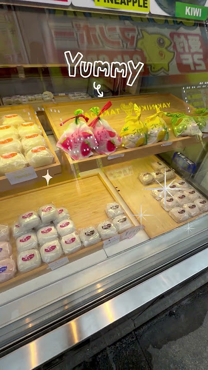 SAMANTHA EATS AUTHENTIC JAPANESE MOCHI! #samantha #viral