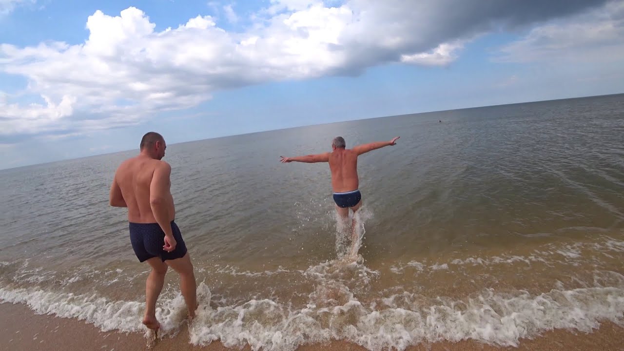 #5 в Крым на машине, трасса Дон, купаемся в Азовском море