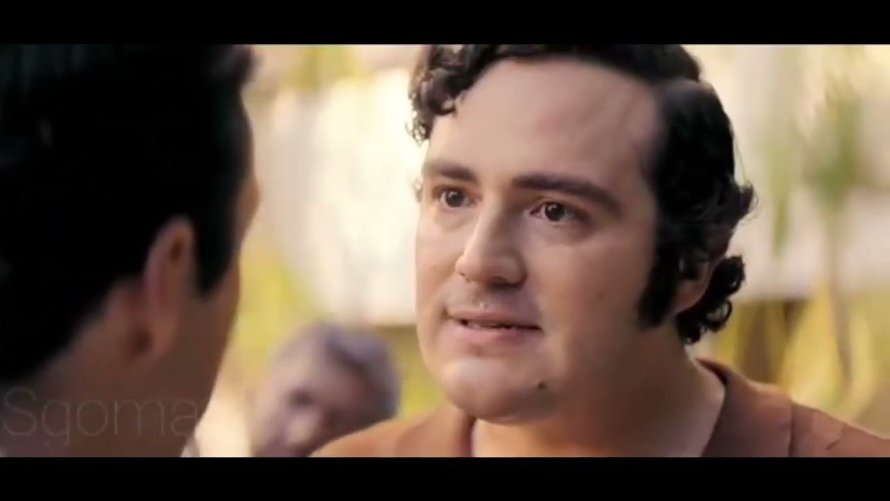 Roberto pide que regrese con Mariano - Chespirito : Sin Querer Queriendo (Episodio 3) Clip HD