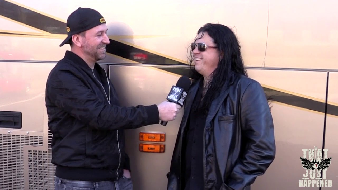 Darren James Smith - Out On The Road - EXTENDED