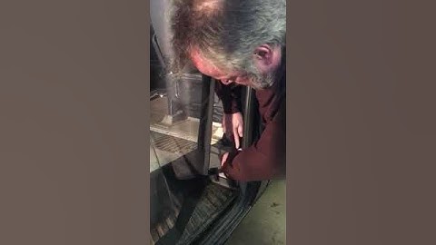 Patented 3.0 Magnet Insect Screen fits all models of Sprinters. Class B RV