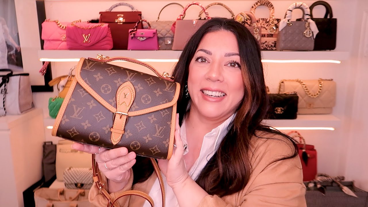 LOUIS VUITTON IVY WALLET ON CHAIN Handbag Review - WORTH IT