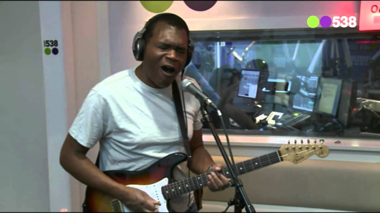 Robert Cray Band Right Next Door Live Bij Evers Staat Op Youtube