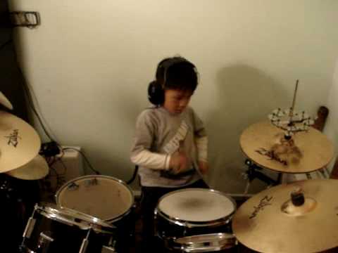 Green Day Holiday Drum Cover Joshua Hui 5 years old