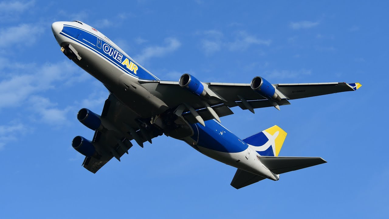 Amazing Non-Stop Action at Prestwick Airport - RCAF C17, Ryanair 737, OneAir & Cargolux 747￼, AW189!