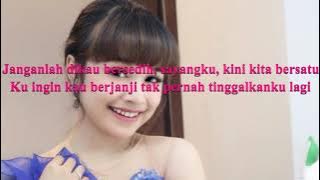 Antara Cinta Dan Tahta,Difarina Adella ft. Gerry Mahesa