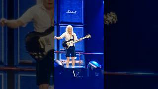AC/DC - ANGUS YOUNG SOLO live in Gelsenkirchen (1) 2024 #poweruptour #acdc #pwruptour