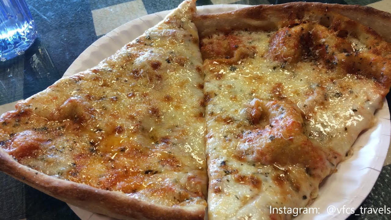 Cousin Vinnie's NY Pizza Cafe, Friday Harbor Washington State, San Juan Islands