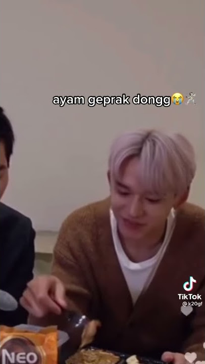 Humorku hanya sebatas Ayam Krepek😭😭😭😭😭😭😭😭