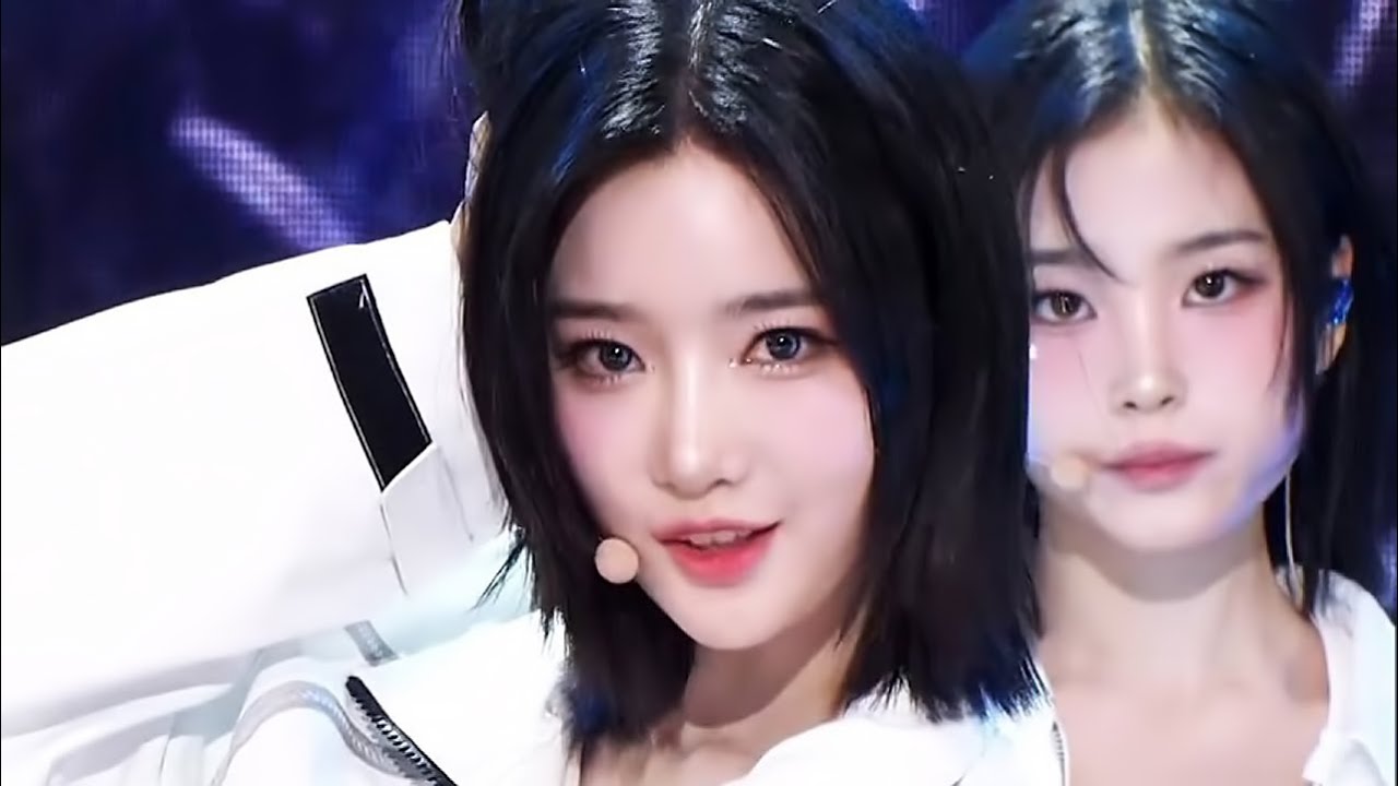 tripleS Visionary Vision (트리플에스 비저너리 비전) - Hit the Floor 교차편집 (Stage Mix)