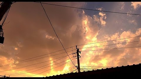 Oneplus, Zhiyun Smooth 4 Gimbal Sunset between Clouds Motion Time Lapse