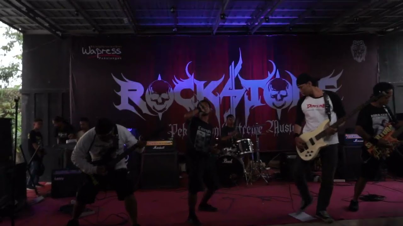 Deadline Live On Rockstone Pekalongan