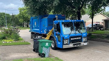 Brand new Mack LR Heil Durapack python on recycling 51781