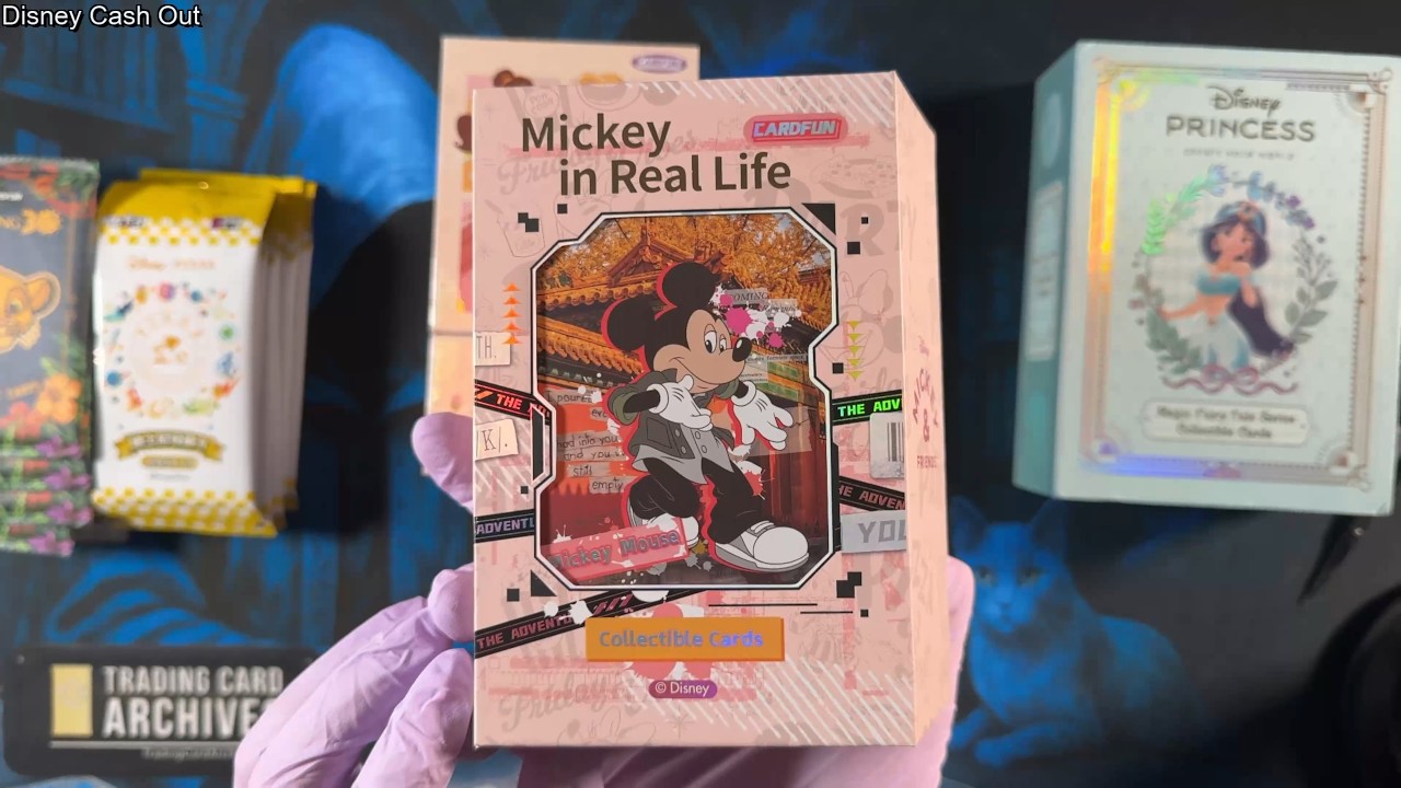 Disney Cash Out: набор из 7 аниме-карточек!