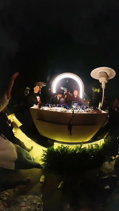 Collido had us all hooked with his groovy set #housemusic #electronicmusic #inthemiddle