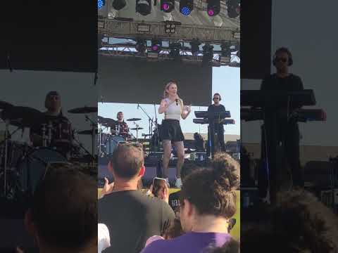 Tuttu Fırlattı Kalbimi Gökçe Canlı