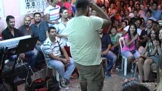 Izmirli Damlanın Yaş Gününden Mehmet Oynuyor