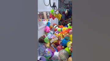 NEW claw machines at Dave and Busters Honolulu #clawmachine #arcade #daveandbusters