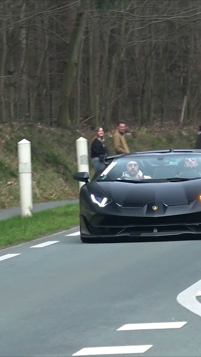 Aventador SVJ NOVITEC full trotthle! Listen to those down shifts!  #svj #aventador #flames #novitec