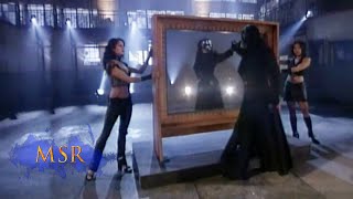 Download Lagu MAGICIAN PASSES THROUGH SOLID MIRROR! MP3