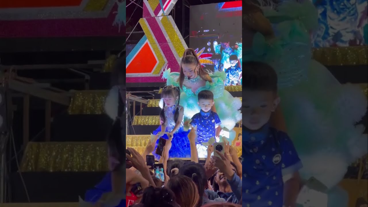 ปล่อยน้ำใส่นาน้อง พี่ริตะเสี่ยเกียวขึ้นเวทีวัดอ้อมน้อย27-2-2569#แพรวพราวแสงทอง #ซันวงศธร 