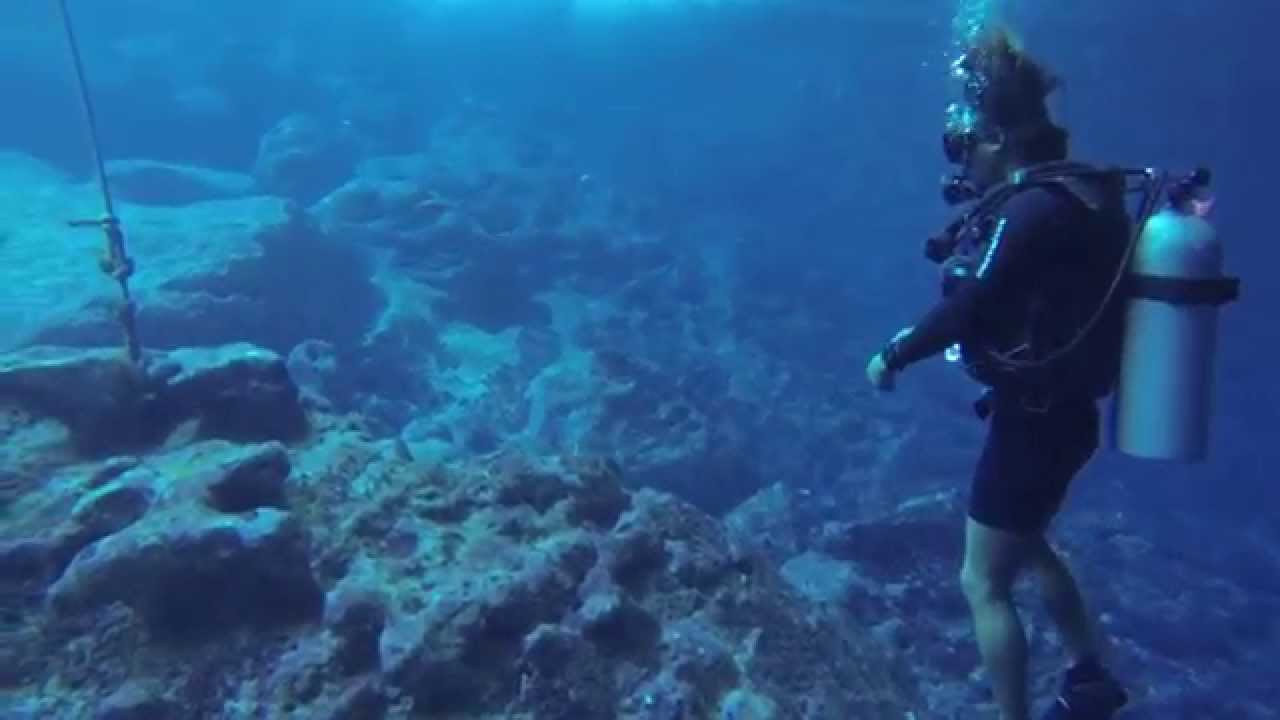 Scuba Diving Bubble Ring (Horizontal) YouTube