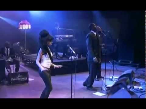 AMY WINEHOUSE  LIVE CONCERT