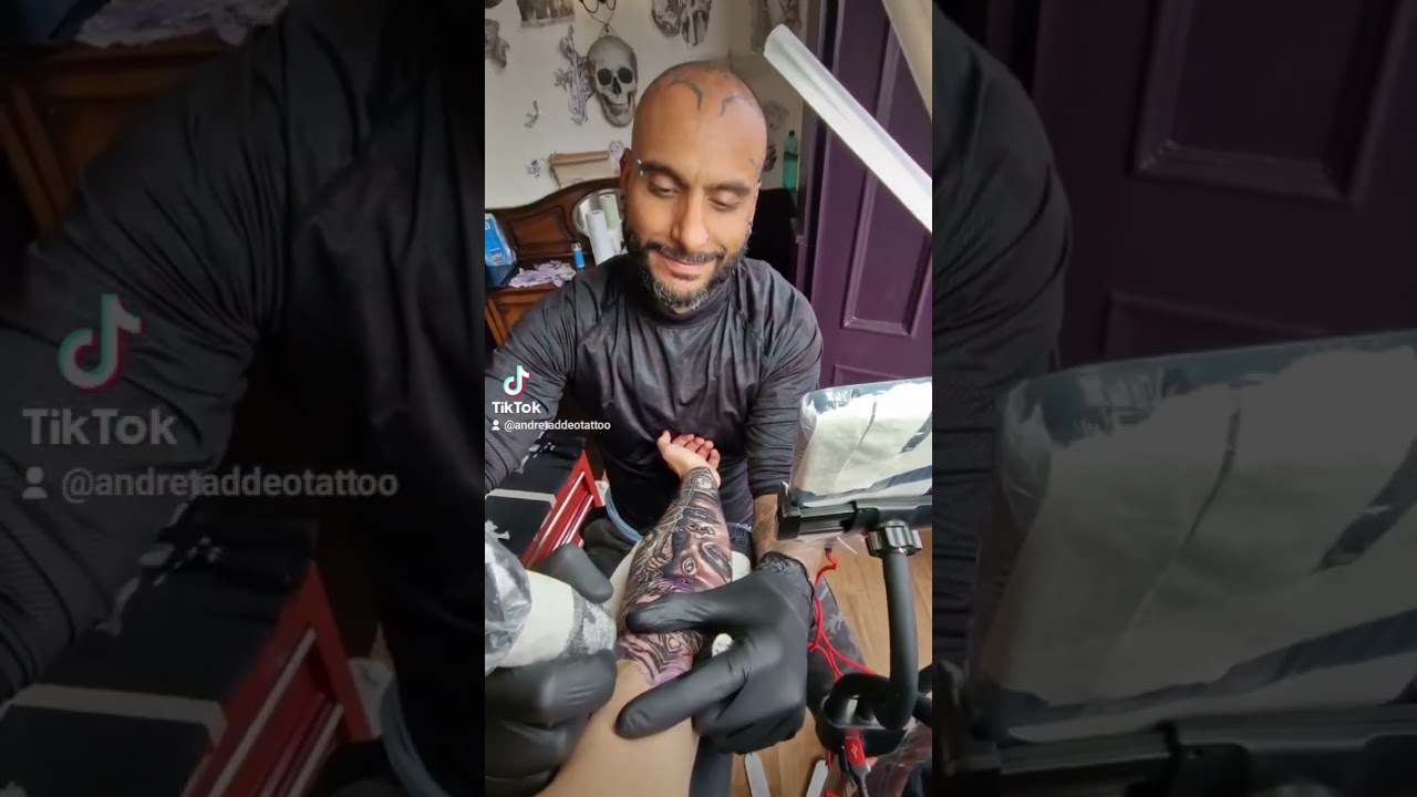 #shorts black and grey tattoo detail | EMALLA ELIOT cartridges