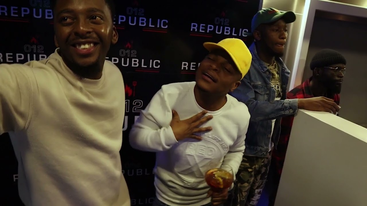 mvzzle X mr brown - GOMO