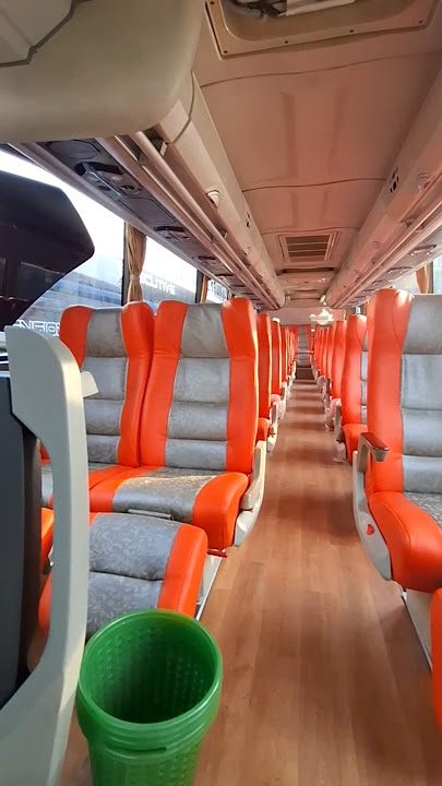 MAKIN NYAMAN AJA CLASS BARU GAPURANING RAHAYU PAKE LEG REST 37 SEAT #shorts #gapuraningrahayu #bus