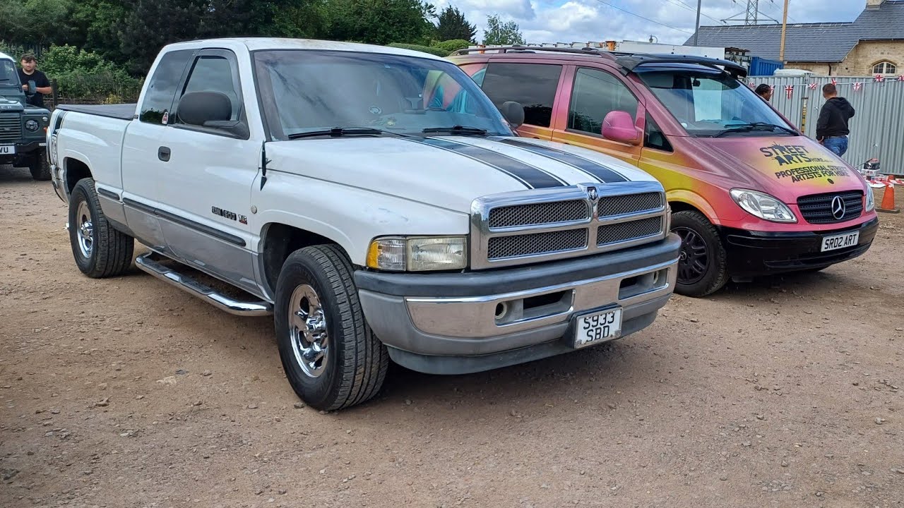 Classic and show vehicle show with Art Jam show 2025