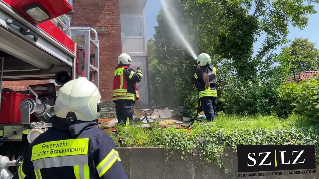 Laminat brennt auf Balkon: Feuerwehreinsatz in Deckbergen