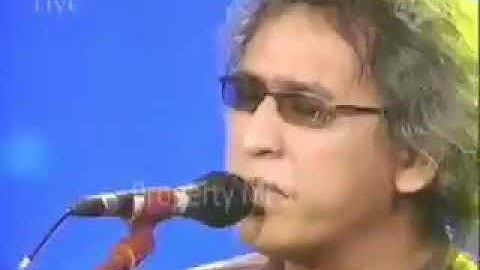 VIDEO LANGKA!!!! iwan fals - Asmara tak secengeng yang ku kira LIVE!