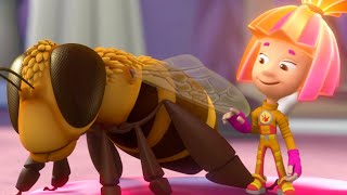 Feeding the Bee Friend! | The Fixies | Animation for Kids