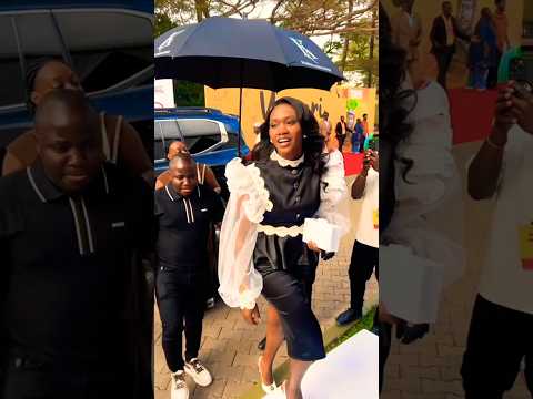 Nyamutoro Reaching In Munyonyo Todaynews Eddykenzo And Nyamutoro Dayout Happylife Bestmoments