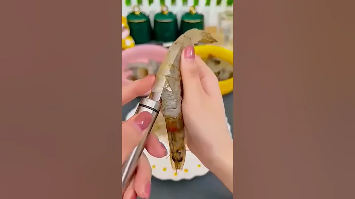 Effortlessly Remove Shrimp Veins with the Shrimp Line Remover Tool! Easy and Hygienic #ShrimpTool